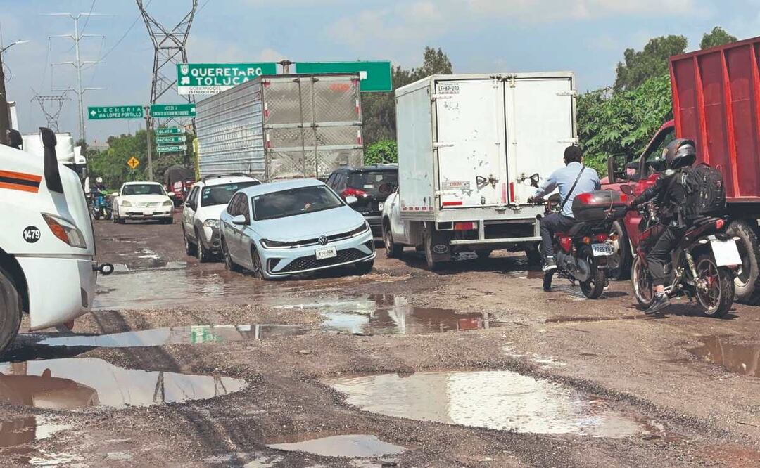 Foto: Arturo Contreras (Bachean mal en Tultitlán y provocan más tráfico ¿Cuánto tiempo se retrasan los conductores?)