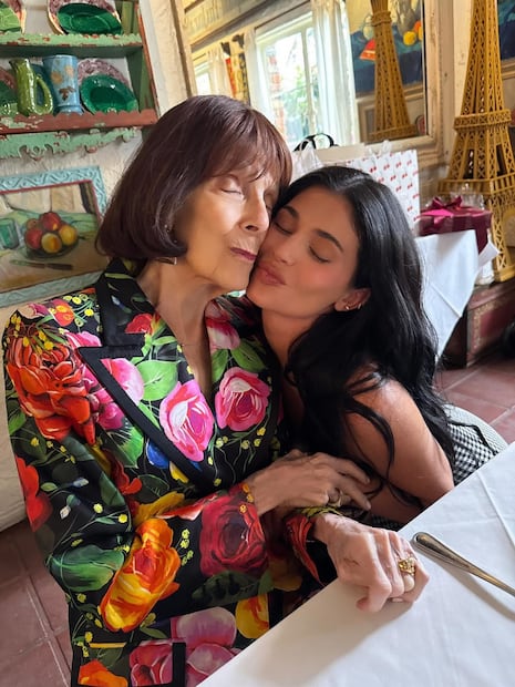 MJ junto a su nieta (Vía: Instagram)