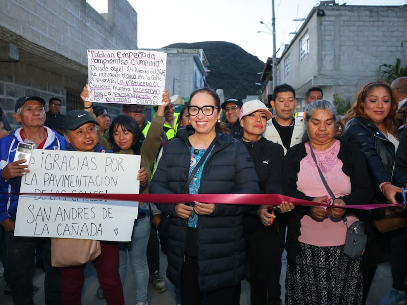 Zona alta de Ecatepec estrena red de agua y pavimentación. Foto: (Especial)