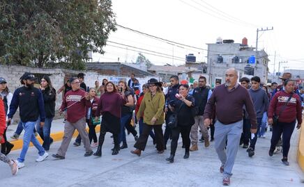 Azucena Cisneros cumple: inauguran avenida Toluca con concreto hidráulico
