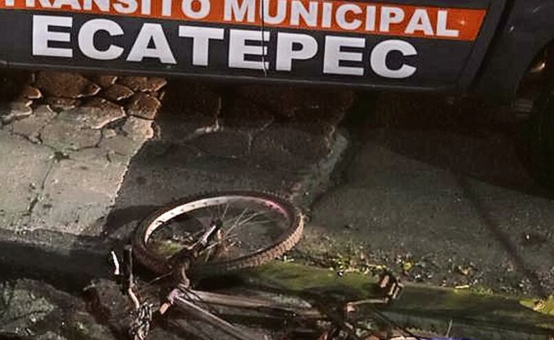 Paseo en bici termina en tragedia: Automovilista manda a abuelito al descanso eterno, en Ecatepec