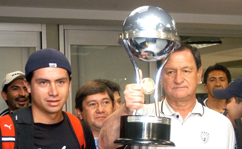 ¿Por qué Enrique Meza quiso golpear a Juan Carlos Cacho? El ex de Cruz Azul narra su anécdota