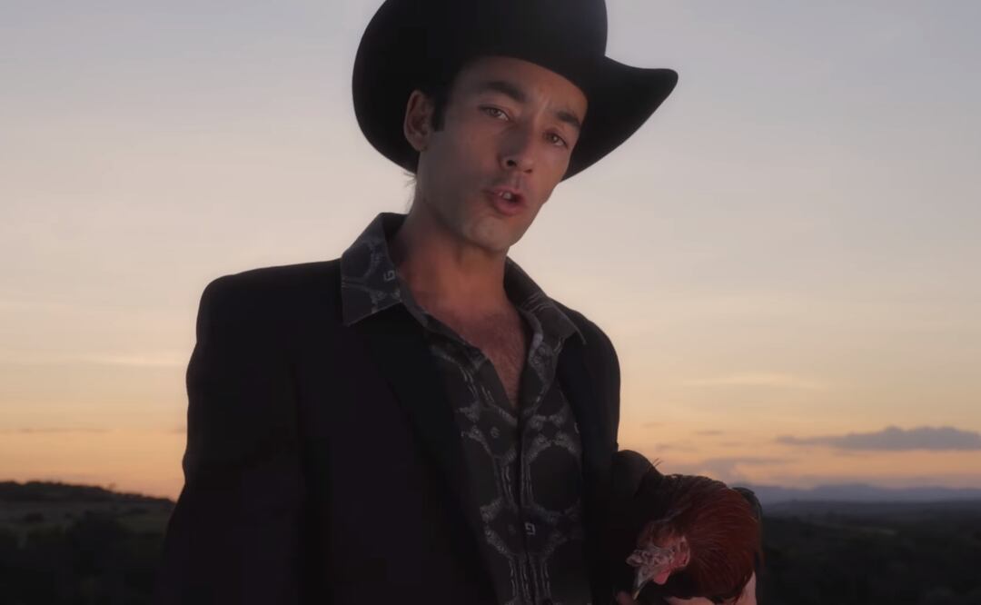 Actor Aarón Díaz se pone belicoso con ‘Mexicano hasta la muerte’ y lo tunden en redes