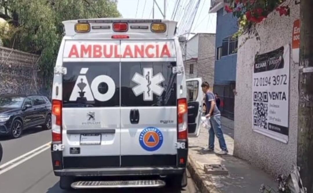 Foto: Tania Aguilar (Plomean a 2 hombres en la Álvaro Obregón, colonia Tetelpan)