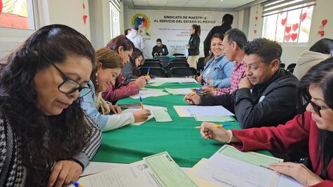 Maestros del Edomex reactivan préstamos del FAJAM: montos y beneficios del SMSEM