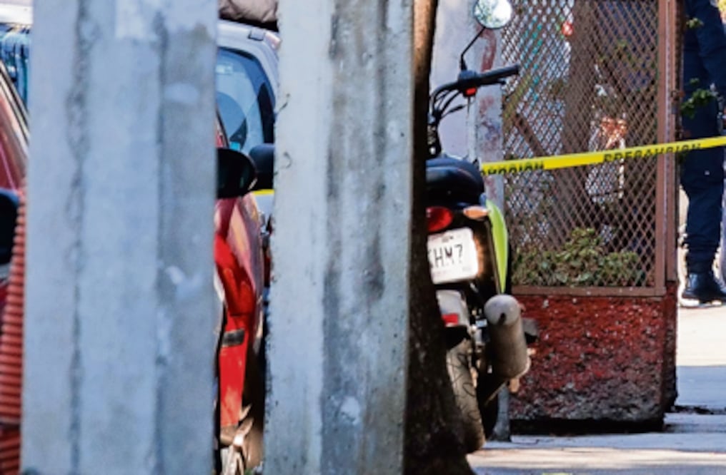 Acribillan a madre frente a primaria en GAM, ya la esperaban para quitarle la vida (Foto: Osmar Alvarado)
