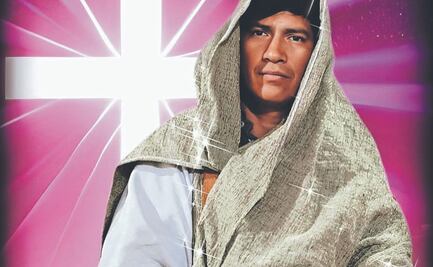 Con fe y esperanza, Rubén Flores protagoniza el Viacrucis en la Catedral de Ciudad Neza