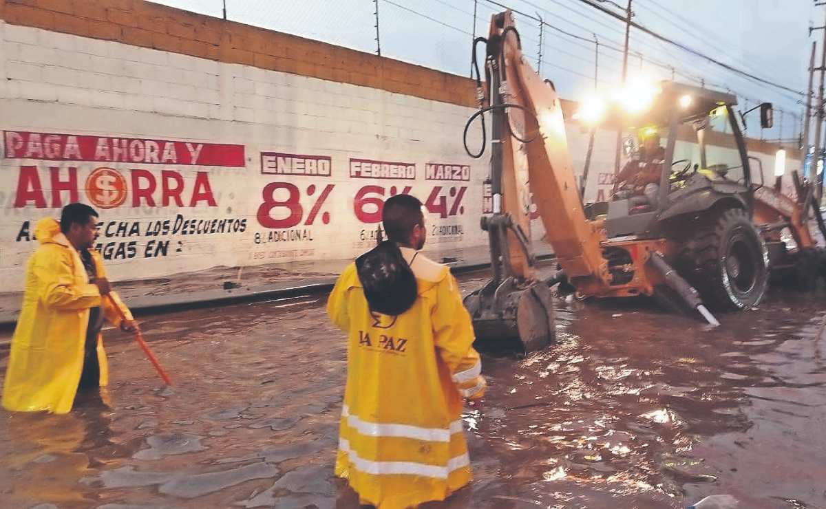 Tormenta inunda Los Reyes La Paz pese a obras hidráulicas con 90% de avance