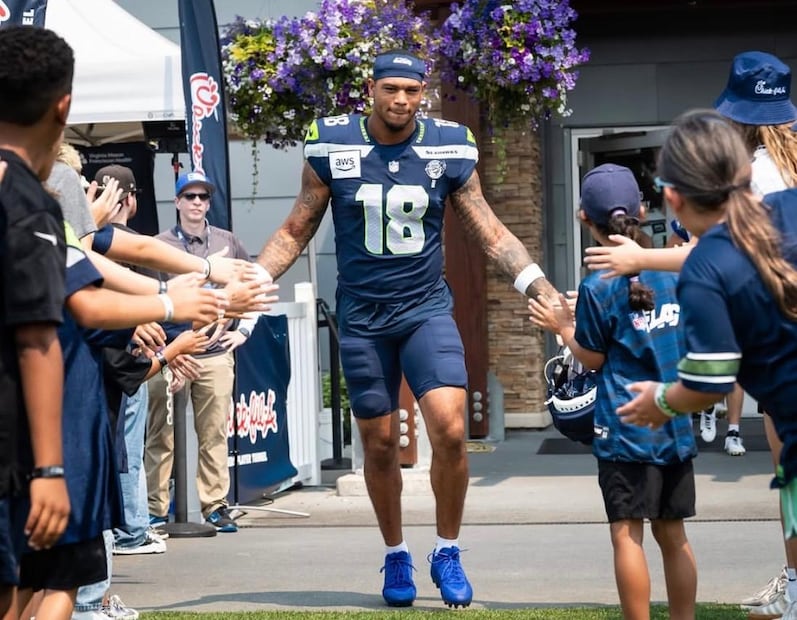 En la NFL la sangre mexicana corre por los emparrillados
Elijah Arroyo
Foto: Instagram