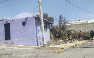 Estalla bodega clandestina de pirotecnia en Tultepec y se lleva a un trabajador al más allá