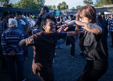 Más de 20 sonideros pondrán a bailar al Zócalo en la Noche de Primavera