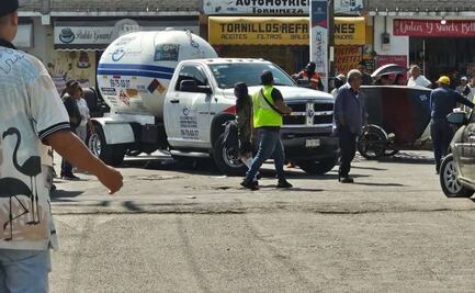 Doñita que iba al mandado muere atropellada por una pipa, en Chalco 