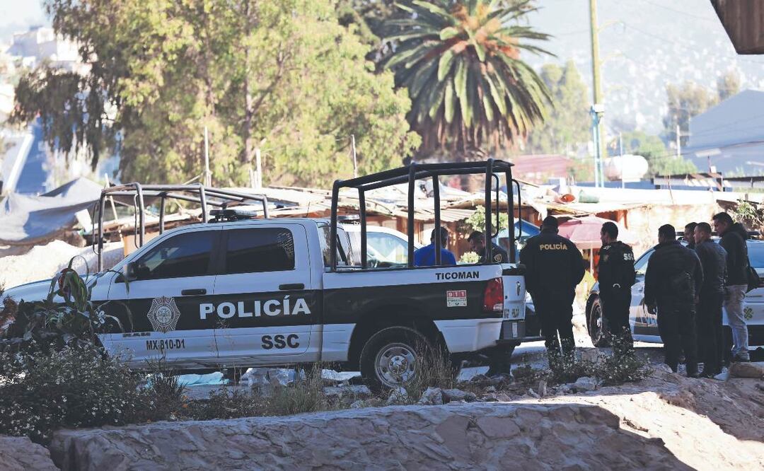 Tiran cuerpo de un hombre plomeado en la Gustavo A. Madero