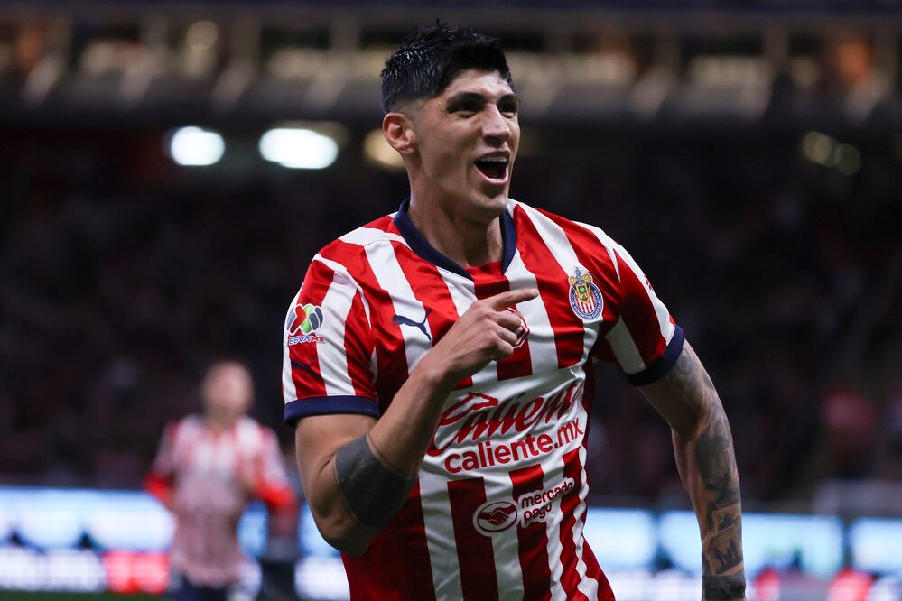 Pulido en la victoria de Chivas (Foto: X)