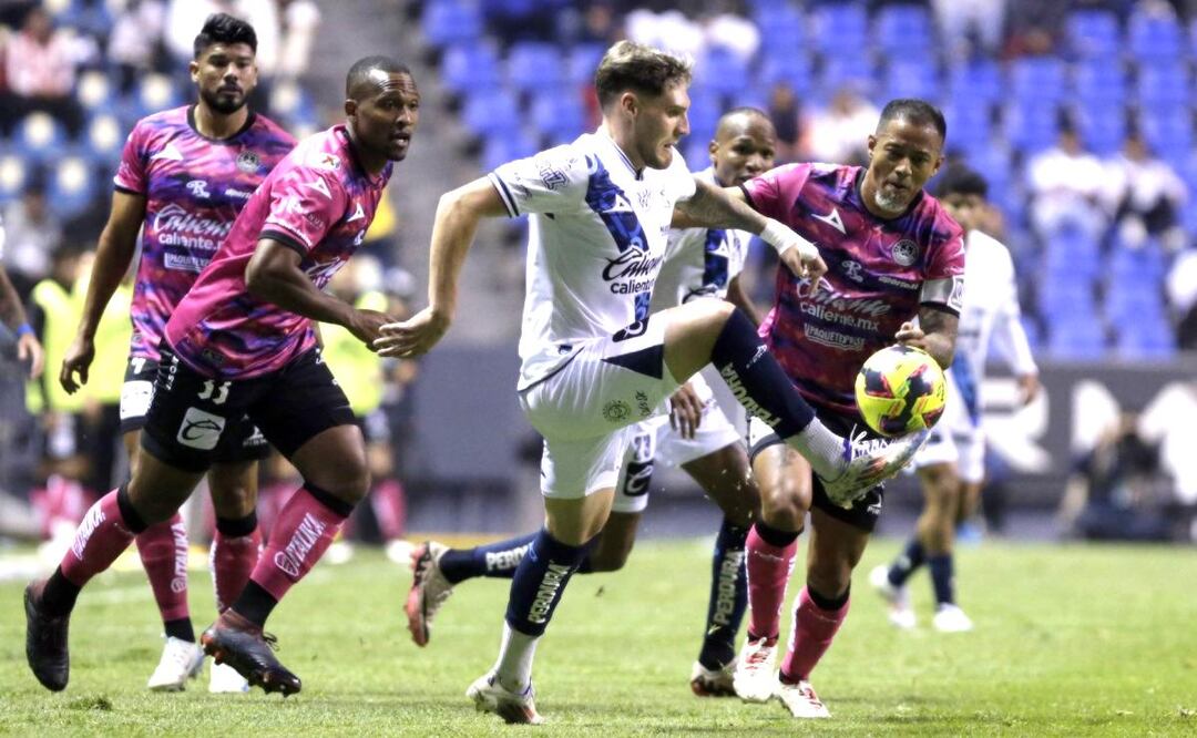 Foto: Cuartoscuro (Mazatlán vs Puebla ¿Cuándo y dónde ver EN VIVO el partido de la Liga MX?)