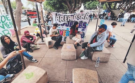 ¿Se va la Comuna 420? Clara Brugada promete retirar punto de consumo en Monumento a Bolívar 