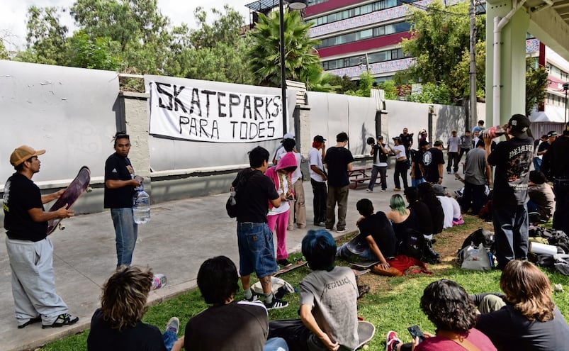 Patinadores exigen reconstrucción del espacio que fue quitado en la alcaldía Álvaro Obregón