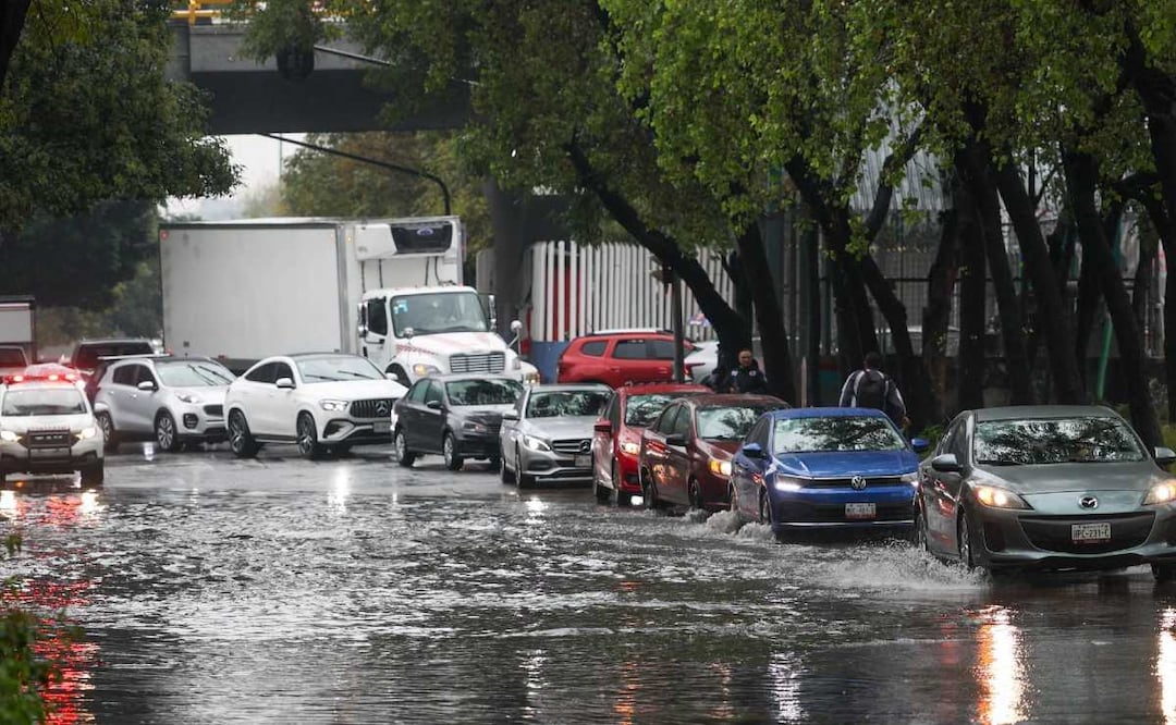 Tráfico CDMX. Foto: (Cuartoscuro)