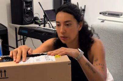 Flor Amargo cae en fraude digital: pidió una cámara de más de 40 mil pesos y recibió un bote