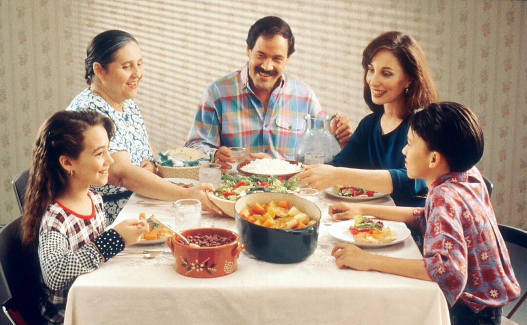 3 oraciones para bendecir tus alimentos este martes 21 de mayo