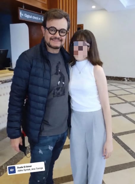 Aleks Syntek junto a Renata Rincón (Vía: Facebook)