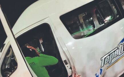Conductor acribilla a chofer de transporte público por pleito vial en Texcoco