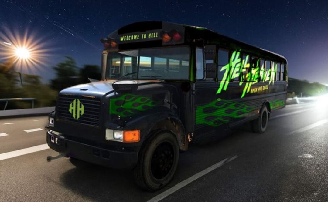 Flecha Roja, transporte oficial del Hell And Heaven