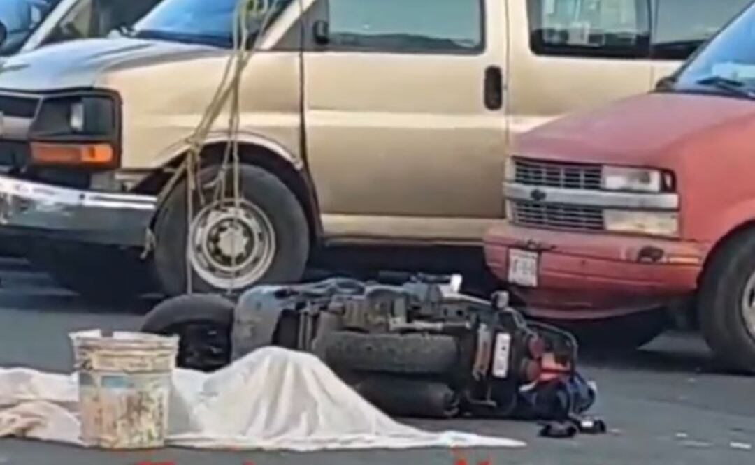 ¡Lo reventó la pipa! Tragedia frente al Tianguis El Salado en Neza