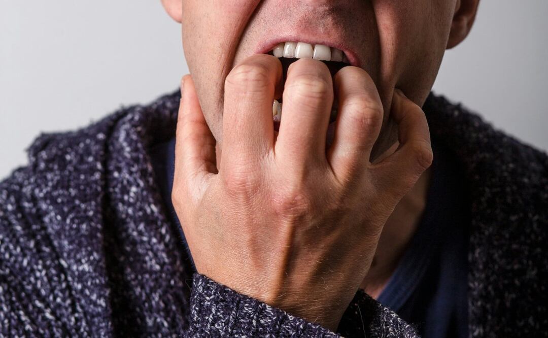 Por comerse las uñas de las manos joven fue operado a corazón abierto ¿qué le sucedió?