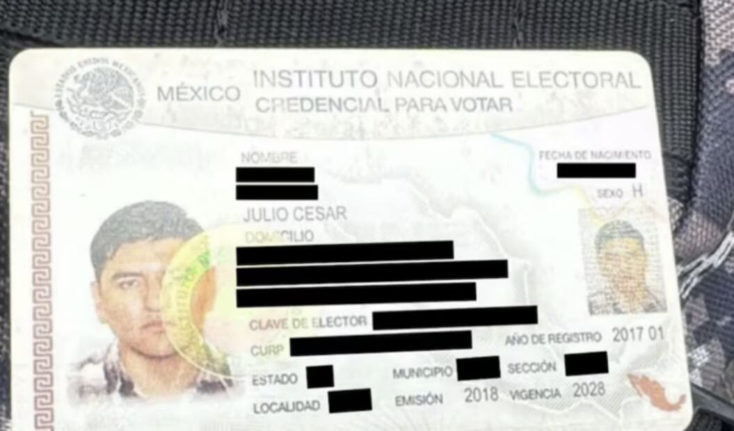 INE del tirador de Teotihuacan (Foto: X)