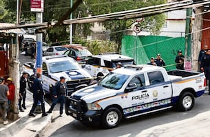 ¡Lluvia de plomo en Cuajimalpa! Acribillan a un hombre frente a una madre y su pequeño hijo
