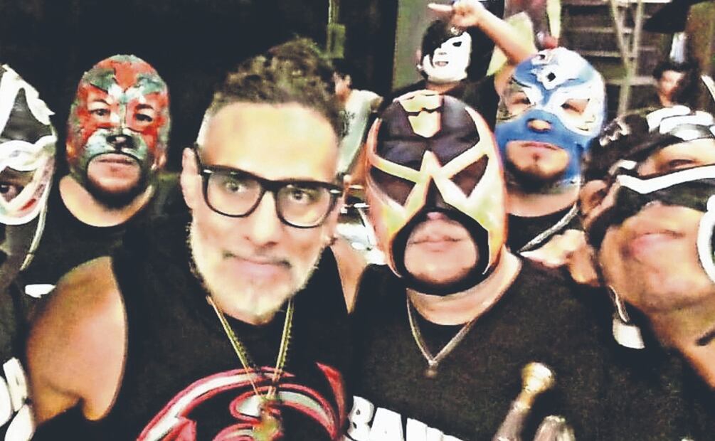 La historia de la Banda Los Rudos: música sinaloense con máscaras de luchadores
Imagen: Especial
