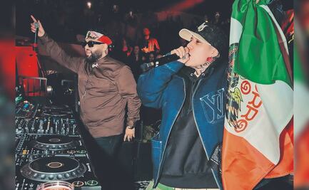 Santa Fe Klan le “brinca” por la bandera ante las deportaciones masivas en Estados Unidos