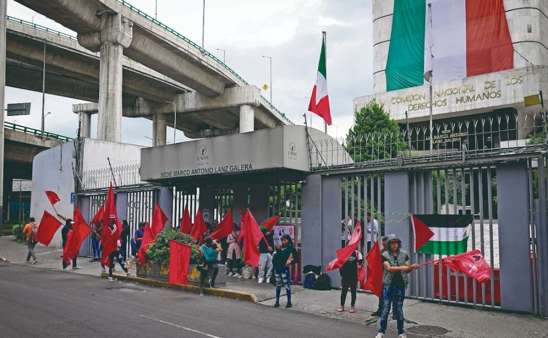 ONG plantean desaparecer la CNDH por falta de independencia
Imagen: Diego Simon