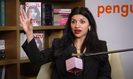 Explota la polémica: Cazzu dice que Christian Nodal le impide viajar con Inti