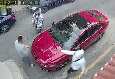 Roban auto con una niña adentro y vecino armado dispara a los roba autos