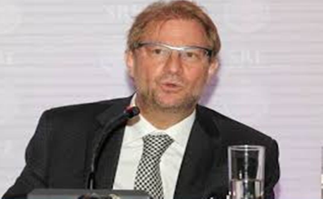 ¡Ya era hora! Andrés Roemer será extraditado a México tras ser acusado de abuso s3xu4l