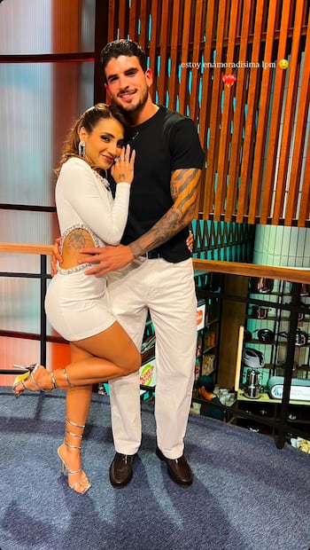 Leslie Gallardo junto a Santiago Homenchenko (Vía: Instagram)