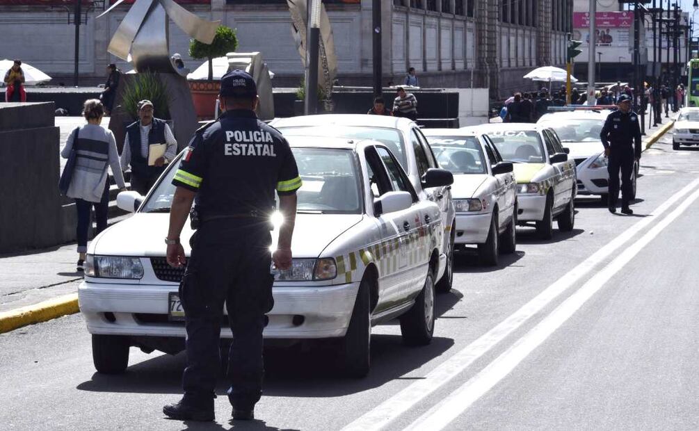 Foto: Cuartoscuro (Con el censo de taxis en edomex se busca poner fin al crecimiento desordenado de sitios de taxis)