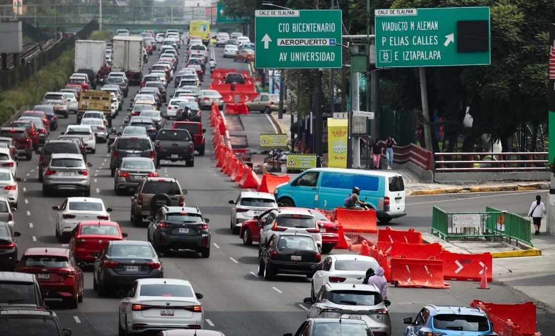Tráfico en la CDMX (Foto: Cuartoscuro)