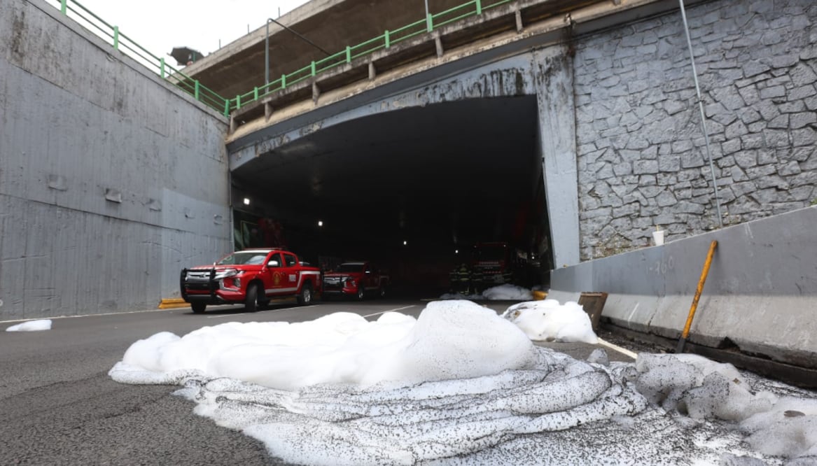 Vuelca pipa de Pemex (Foto: Francisco Rodríguez)