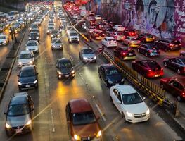 Tráfico de Hoy: ¿Qué vialidades se verán afectadas por marchas y conciertos?