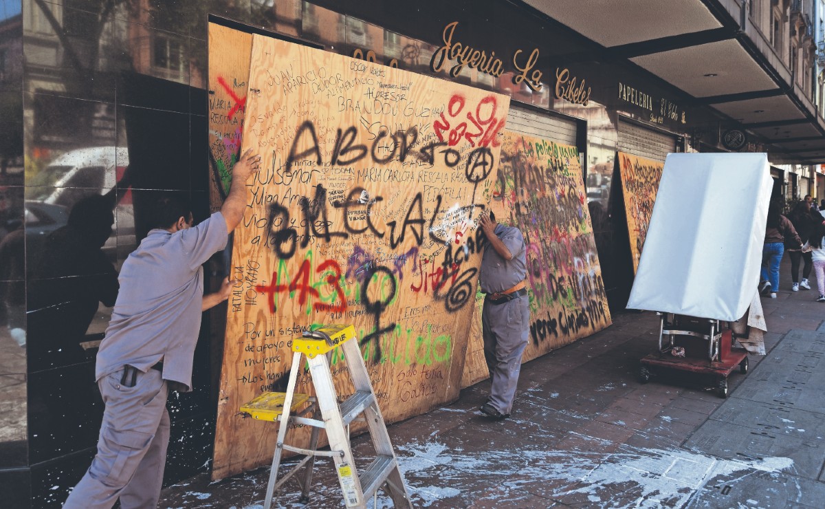 “Nos robaron entre 6 y 8 millones”: joyerías saqueadas en el Zócalo tras la marcha del 2 de octubre