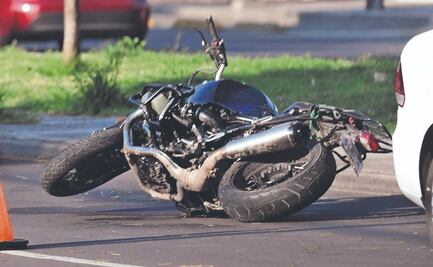 Motociclistas rápidos y furiosos mueren, uno en Iztapalapa y otro en el Centro