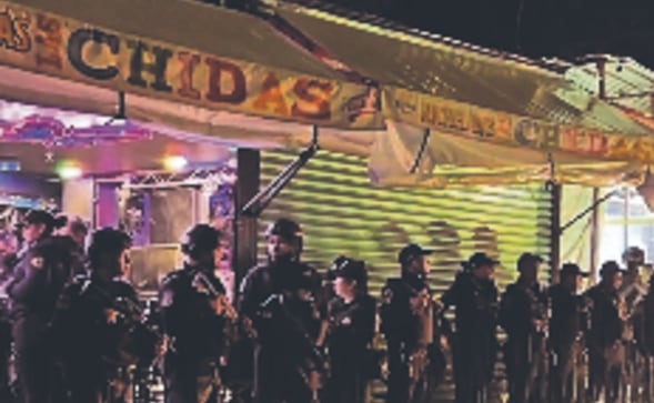 ¡Se armó la balacera! Tirador ataca "Las Chidas" y escapa entre el caos, en la Cuauhtémoc