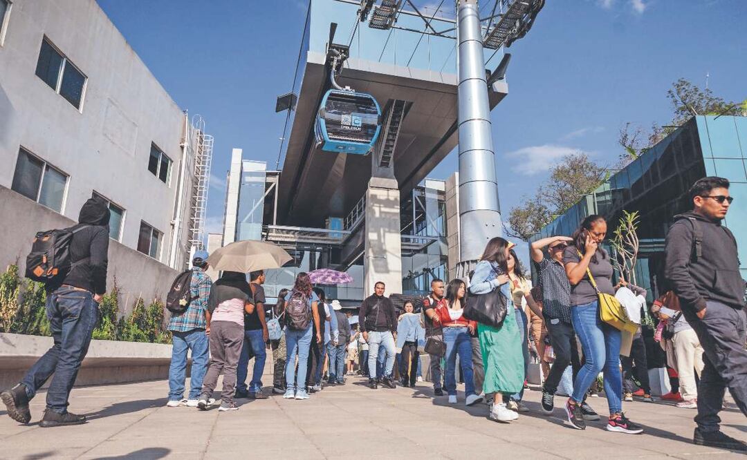 Caos en la Línea 3 del Cablebús Chapultepec: Filas de hasta 1 hora y media los fines de semana
