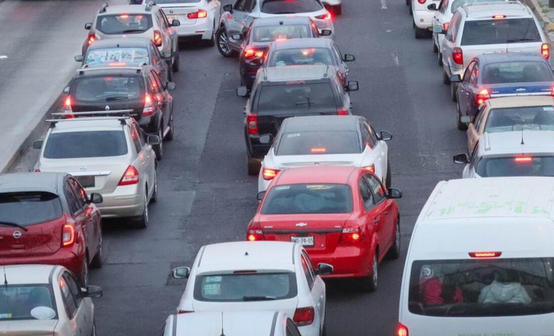 Tráfico en CDMX (Foto: Cuartoscuro)