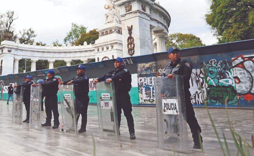Retiran a vendedores ambulantes de la Alameda Central, tras operativo de la SSC
