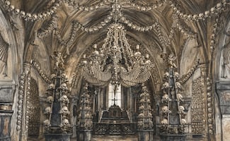 Existe una capilla decorada con huesos humanos en la República Checa, te contamos su historia
