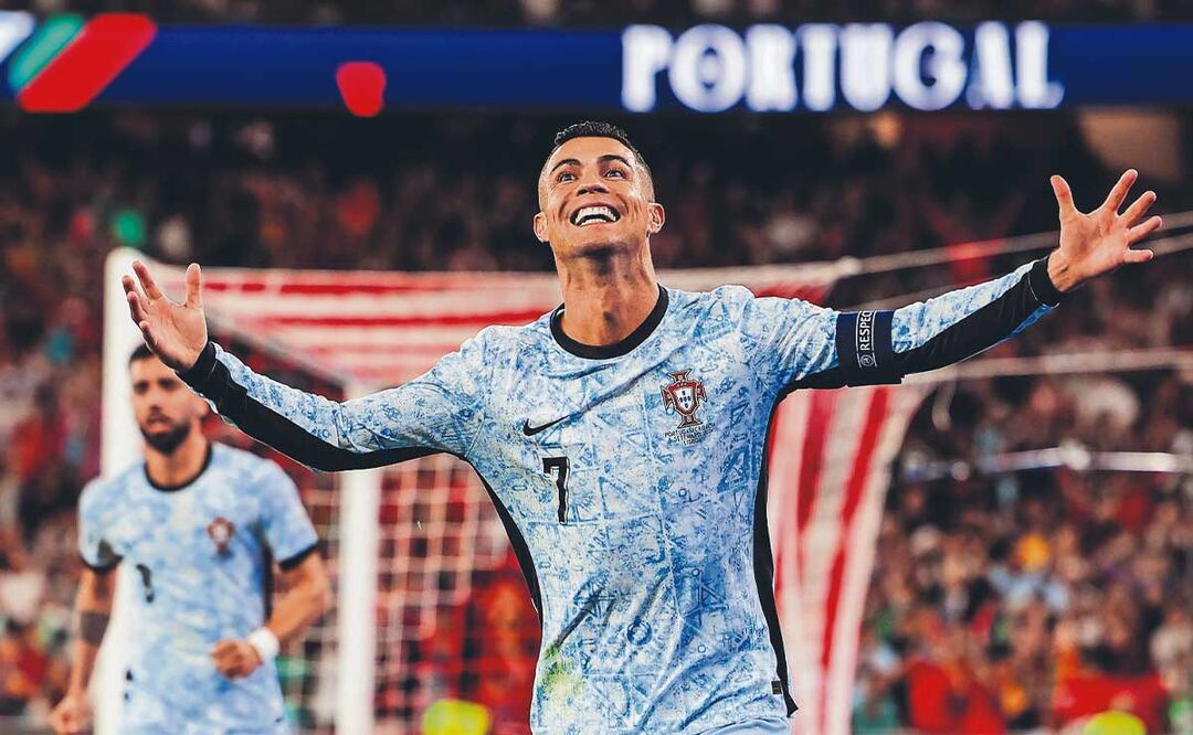 ¡No deja de clavarla! Cristiano Ronaldo, el primer profesional en meter 900 goles